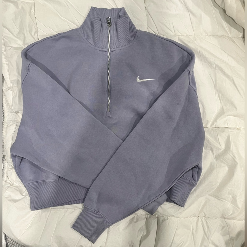 Nike sweat shirt